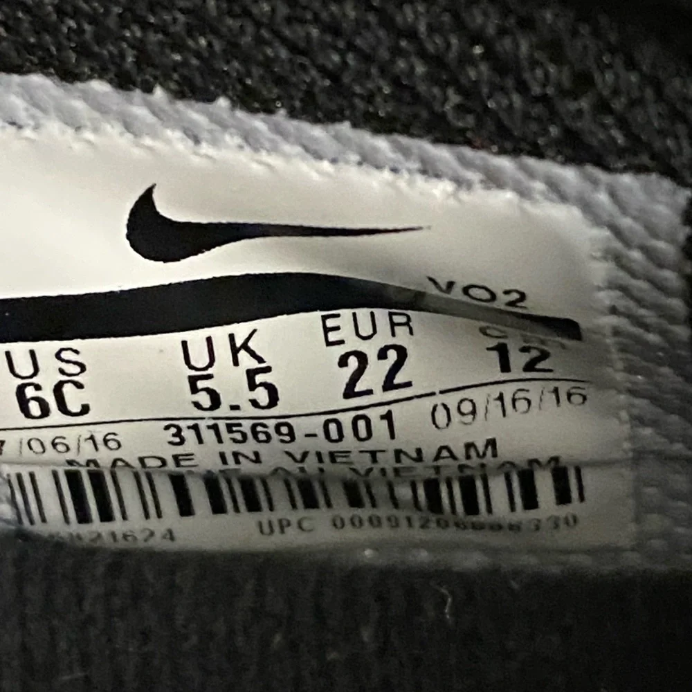 Nike Air Max Goadome All Condition Gear  Leather Winter Boots Black Toodler 6c